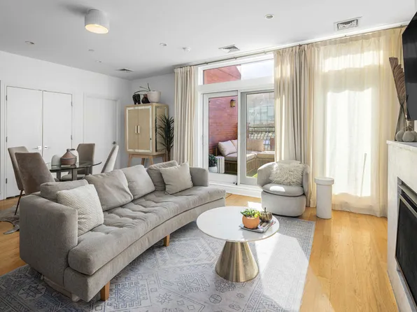 525 Myrtle Avenue image 1 of 19