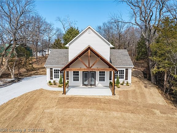 2nd image of 19116 W Arrowwood Rd