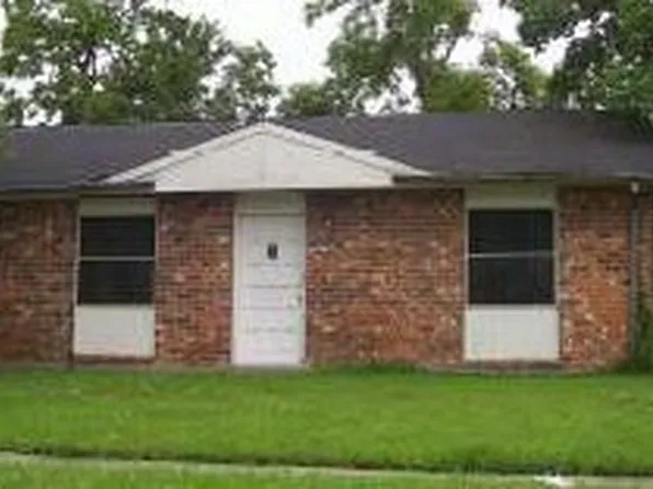 328 Judiciary Dr, Avondale, LA 70094