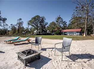 6729 Bay Rd, Mobile, AL 36605