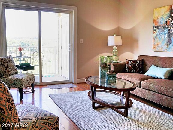 Living Room+ Balcony