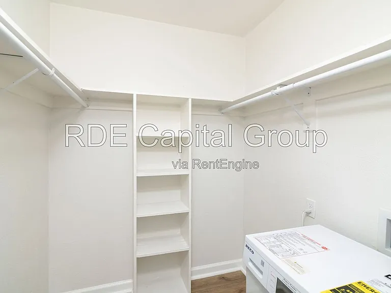 2808 Throckmorton St #201 — Photo 13