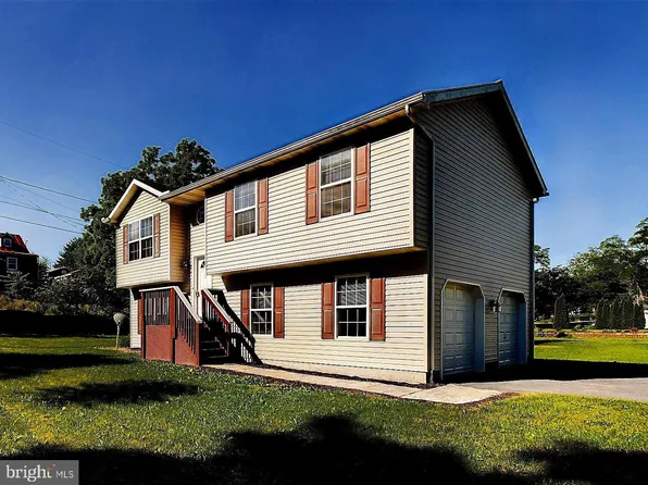 53 Parsonage St, Newville, PA 17241