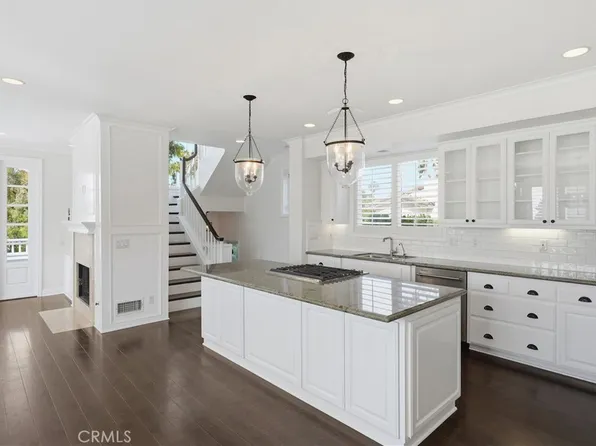 315 Goldenrod Ave #1/2, Corona Del Mar, CA 92625