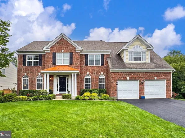 21514 Golden Autumn Pl, Ashburn, VA 20148