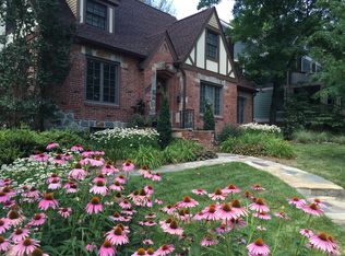 4419 19th St N, Arlington, VA 22207