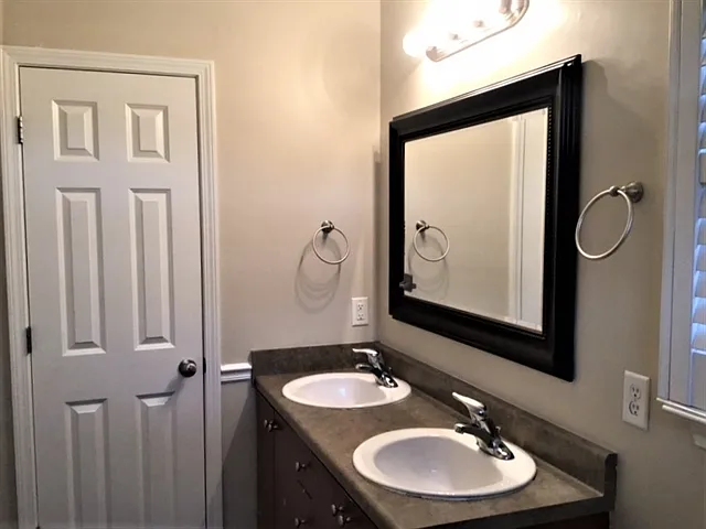 122 Spring Lakes Dr — Photo 11