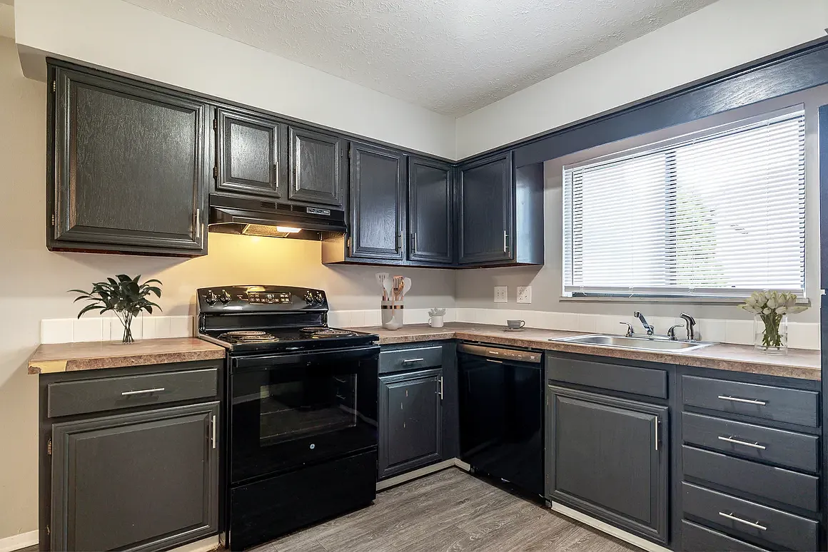 Dominion Townhomes & Apartments — Photo 3