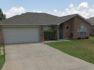 1220 Wallace Ln, San Angelo, TX 76905
