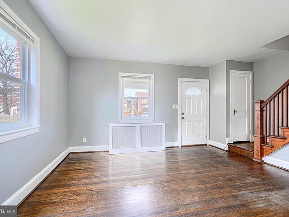 3rd image of 2504 Liberty Pkwy