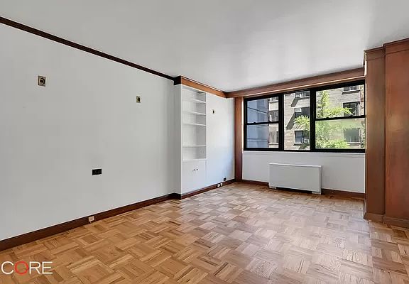 4th image of 420 E 51st St APT 4F