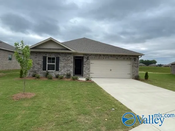 14150 Parliament Ct, Athens, AL 35613