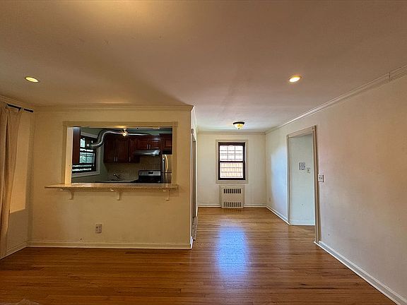 4th image of 6845B 136th St #B