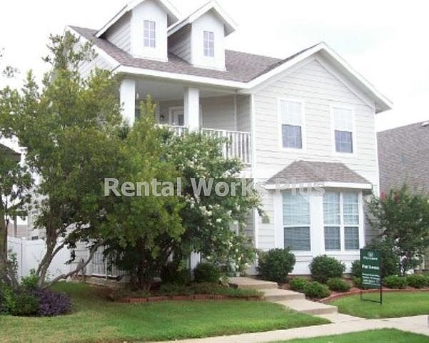 1st image of 10341 Waterbury Dr