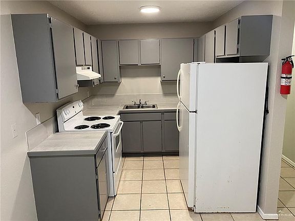4th image of 2705 N 30th St #2