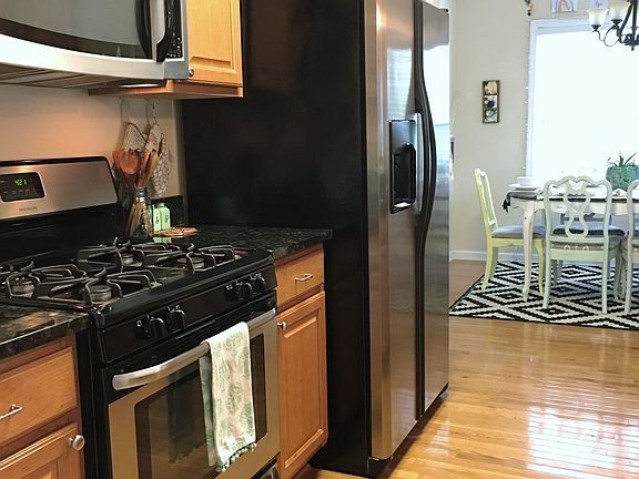 5th image of 103 Camden Ct