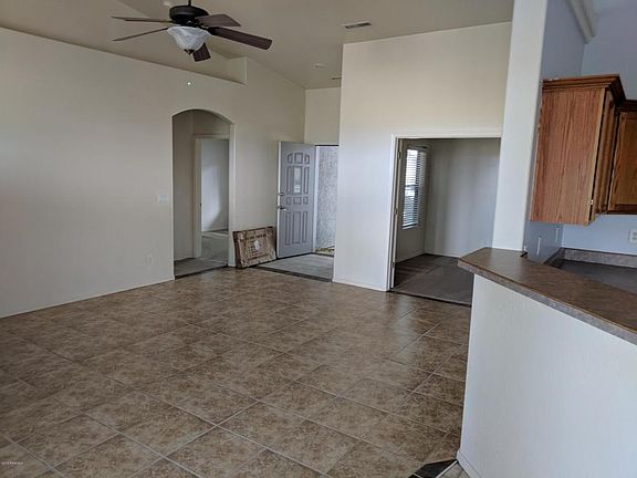 4th image of 5421 N Bronco Ln