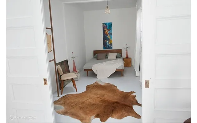 Sold by Douglas Elliman | media 5