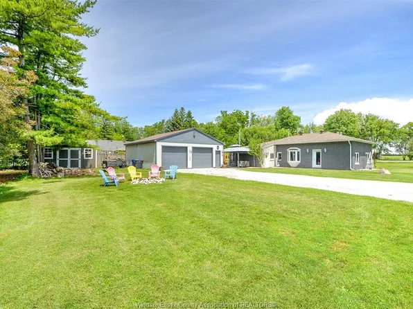137 Beverly Blvd, Essex, ON N0R 1G0