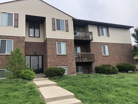 2nd image of 924 Gordon Smith Blvd APT 12