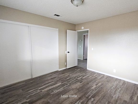 5th image of 16043 Green Hill Dr #1