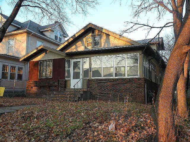 1st image of 923 Logan Ave N