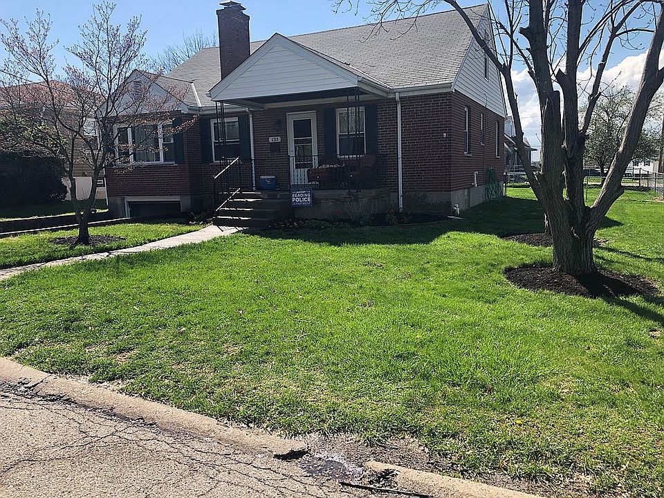 2nd image of 133 W Crest Dr