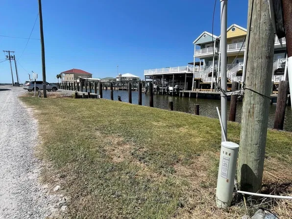 140 Mitchel Ln, Cypremort Point, LA 70538