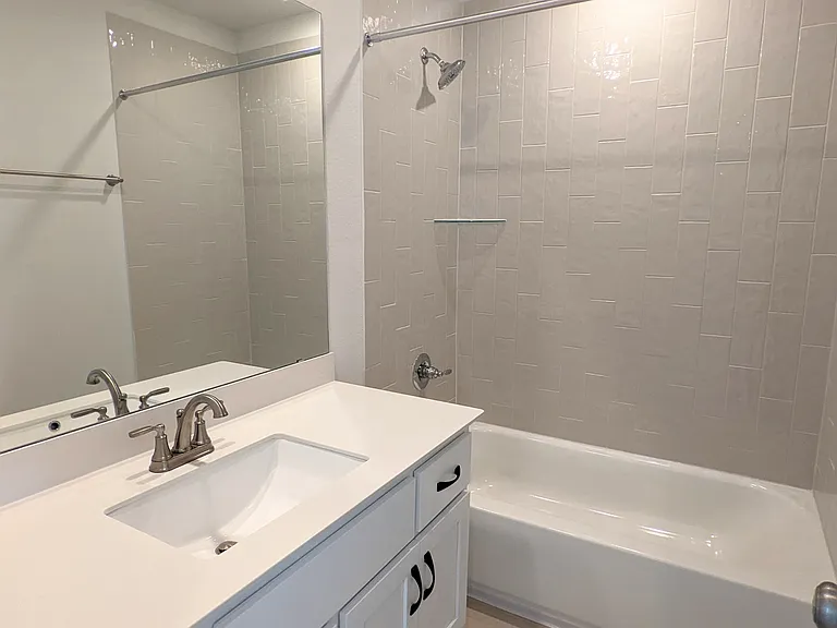 346 Garner Dr #B — Photo 7