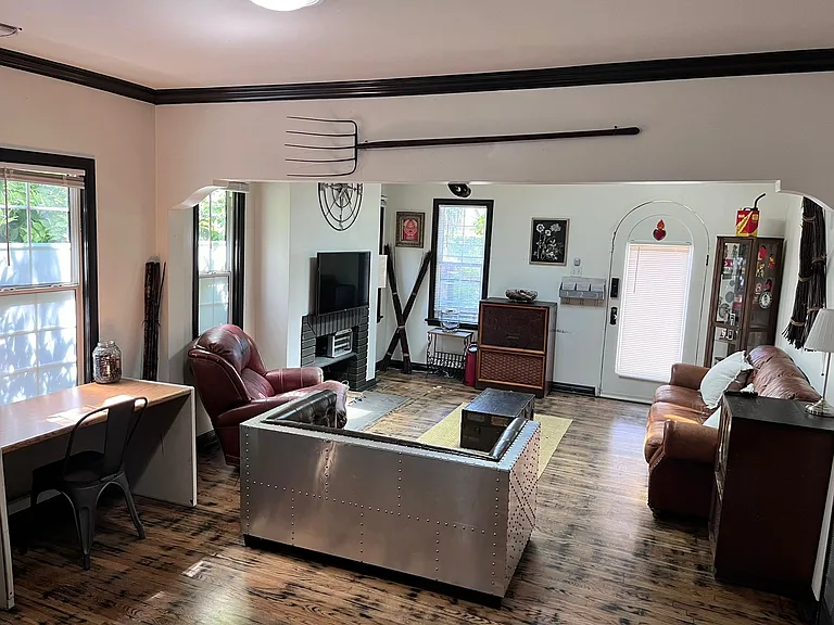 6537 Lexington Ave — Photo 23