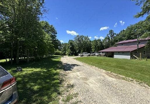 4th image of 58655 Redstone Rd