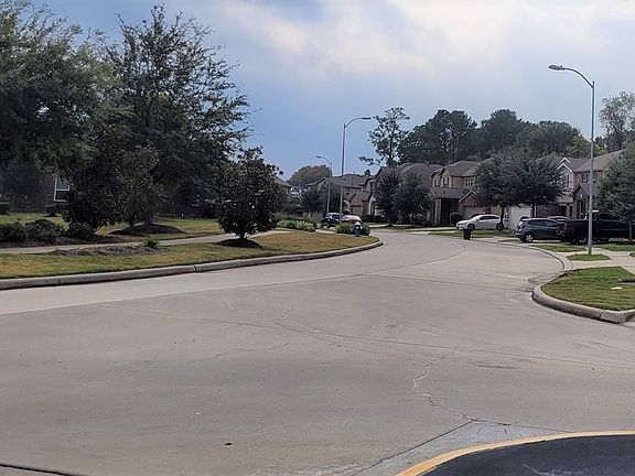 5th image of 4322 Lake Cypress Cir