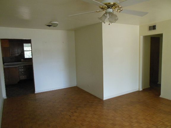 3rd image of 6427 Flint Rock Dr