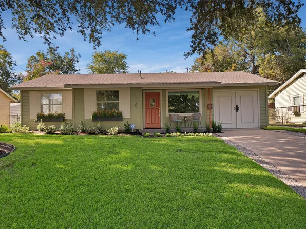 12135 Oberlin Dr, Dallas, TX 75243