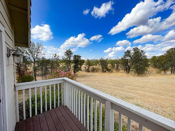 2nd image of 6046 Mid Drive Trl