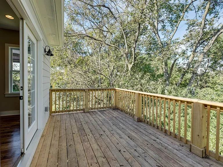 5514B Urbandale Ave — Photo 26