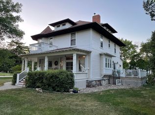 325 W 5th St, Miller, SD 57362