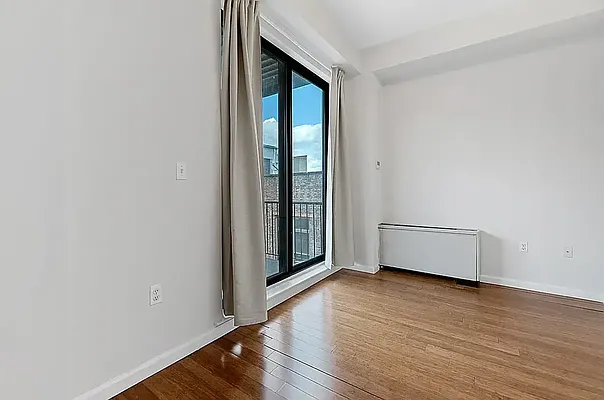 Rented by Living New York | media 8