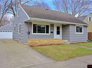 630 Park Ave, North Mankato, MN 56003