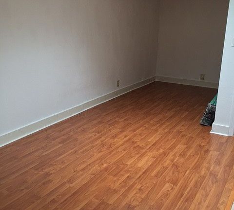 5th image of 13 Belcher St