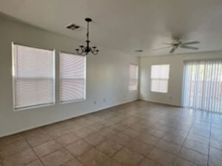 1172 Paradise Desert Ave — Photo 10