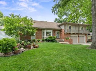 3514 W 47th Pl, Roeland Park, KS 66205