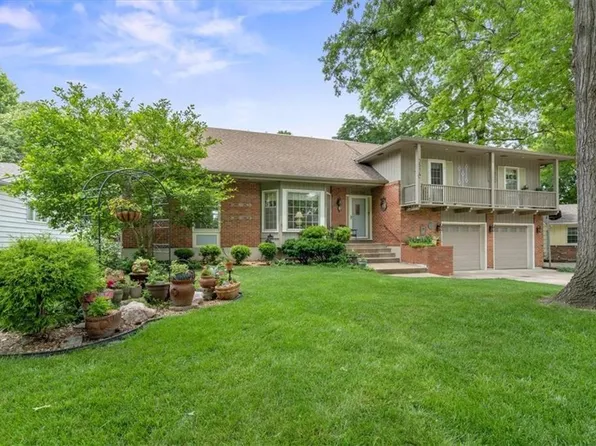 3514 W 47th Pl, Roeland Park, KS 66205