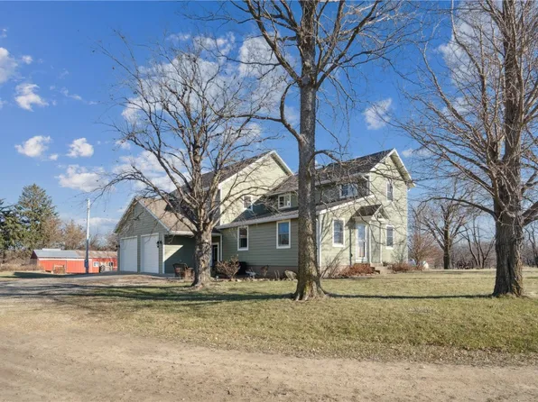 21364 40th St, Martelle, IA 52305