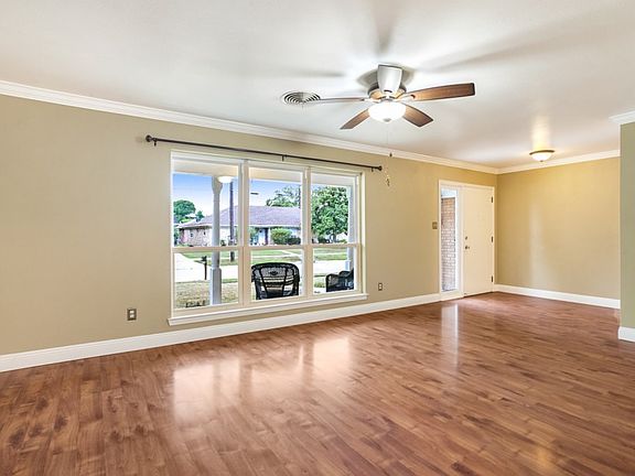 4th image of 116 Dijon Dr