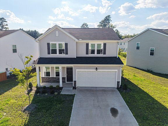 2nd image of 456 Willard Wds Dr