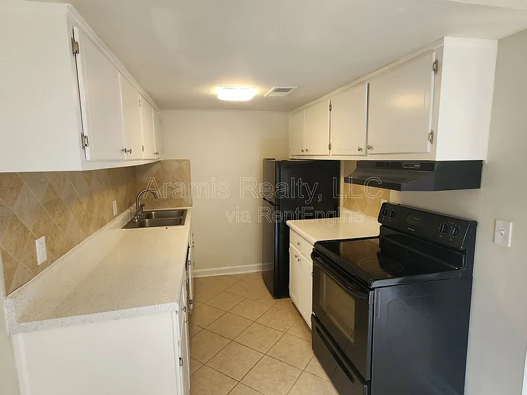 3541 Old Chamblee Tucker Rd #G-1 — Photo 2
