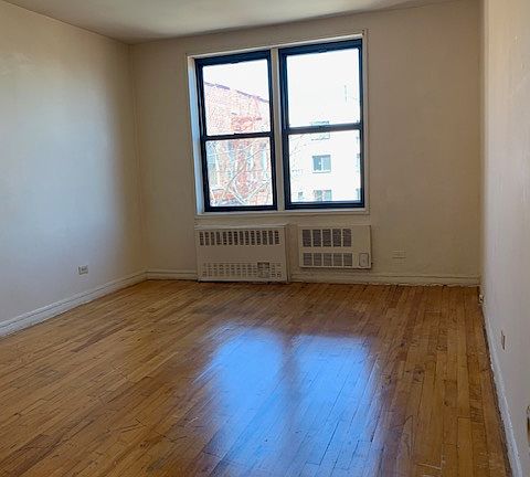 3rd image of 91 Ocean Pkwy APT 6D
