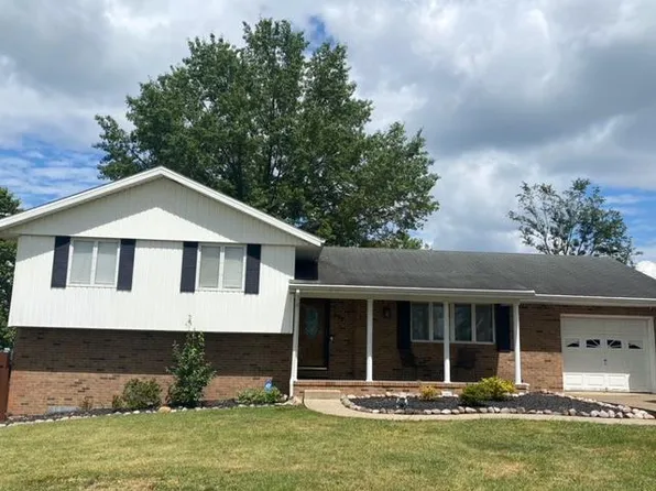 697 Simon Kenton Ave, Maysville, KY 41056