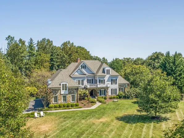 39 Brett Manor Ct, Cockeysville, MD 21030